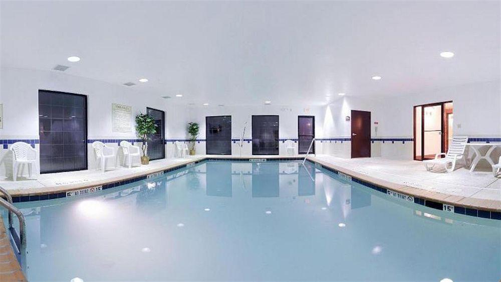 Holiday Inn Express I-95 Capitol Beltway - Largo By Ihg Zewnętrze zdjęcie