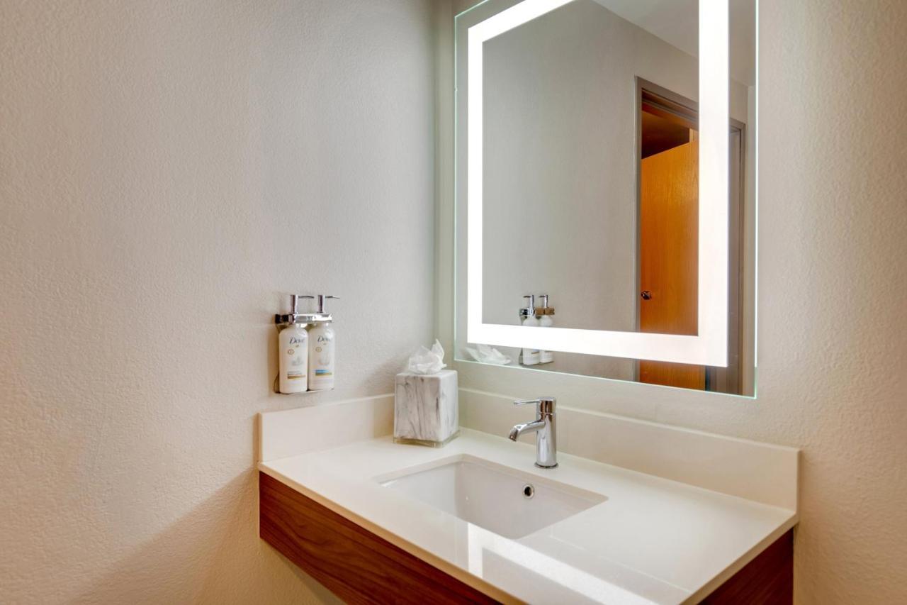 Holiday Inn Express I-95 Capitol Beltway - Largo By Ihg Zewnętrze zdjęcie