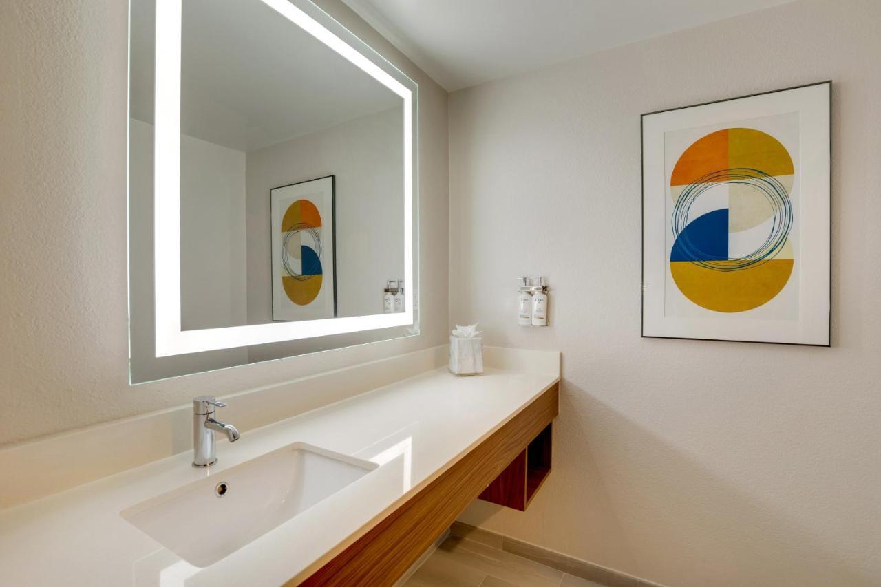Holiday Inn Express I-95 Capitol Beltway - Largo By Ihg Zewnętrze zdjęcie