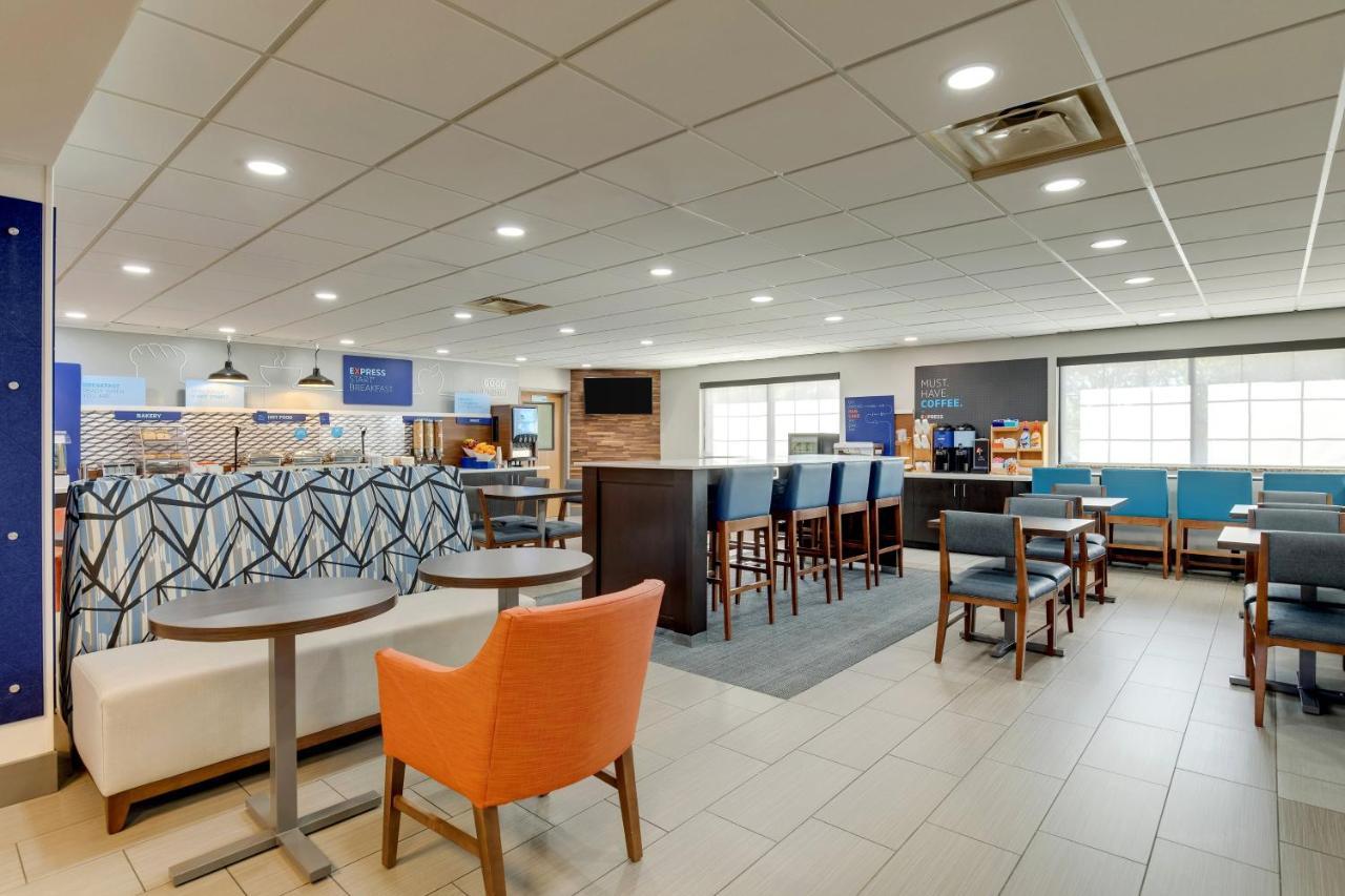Holiday Inn Express I-95 Capitol Beltway - Largo By Ihg Zewnętrze zdjęcie