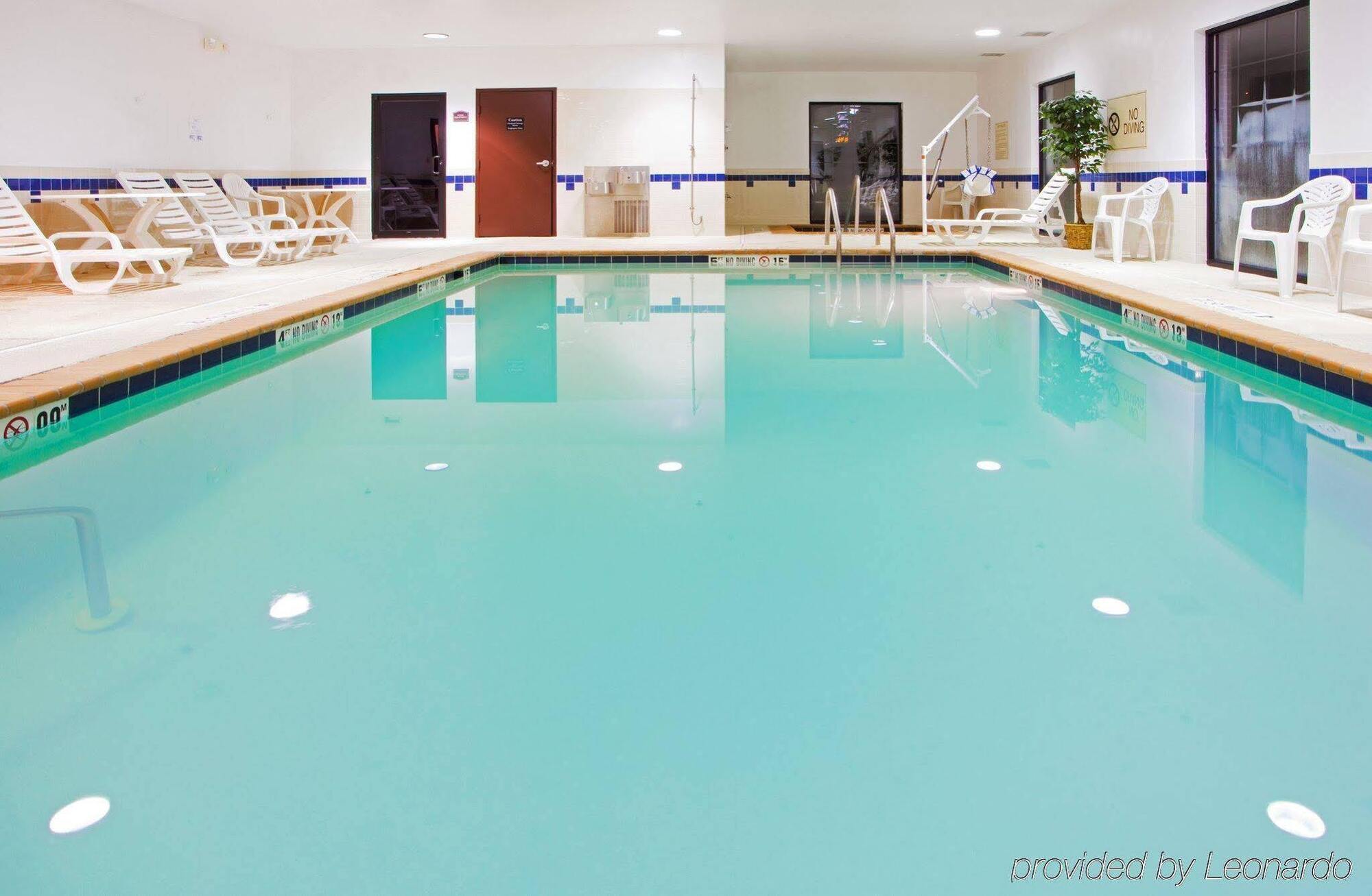 Holiday Inn Express I-95 Capitol Beltway - Largo By Ihg Zewnętrze zdjęcie